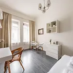 Chain Bridge Cozy Ac Comfort Near Everything Apartamento