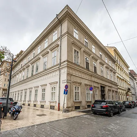 Lägenhet Chain Bridge Cozy Ac Comfort Near Everything Budapest